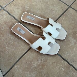 Steve Madden Sandals in 11